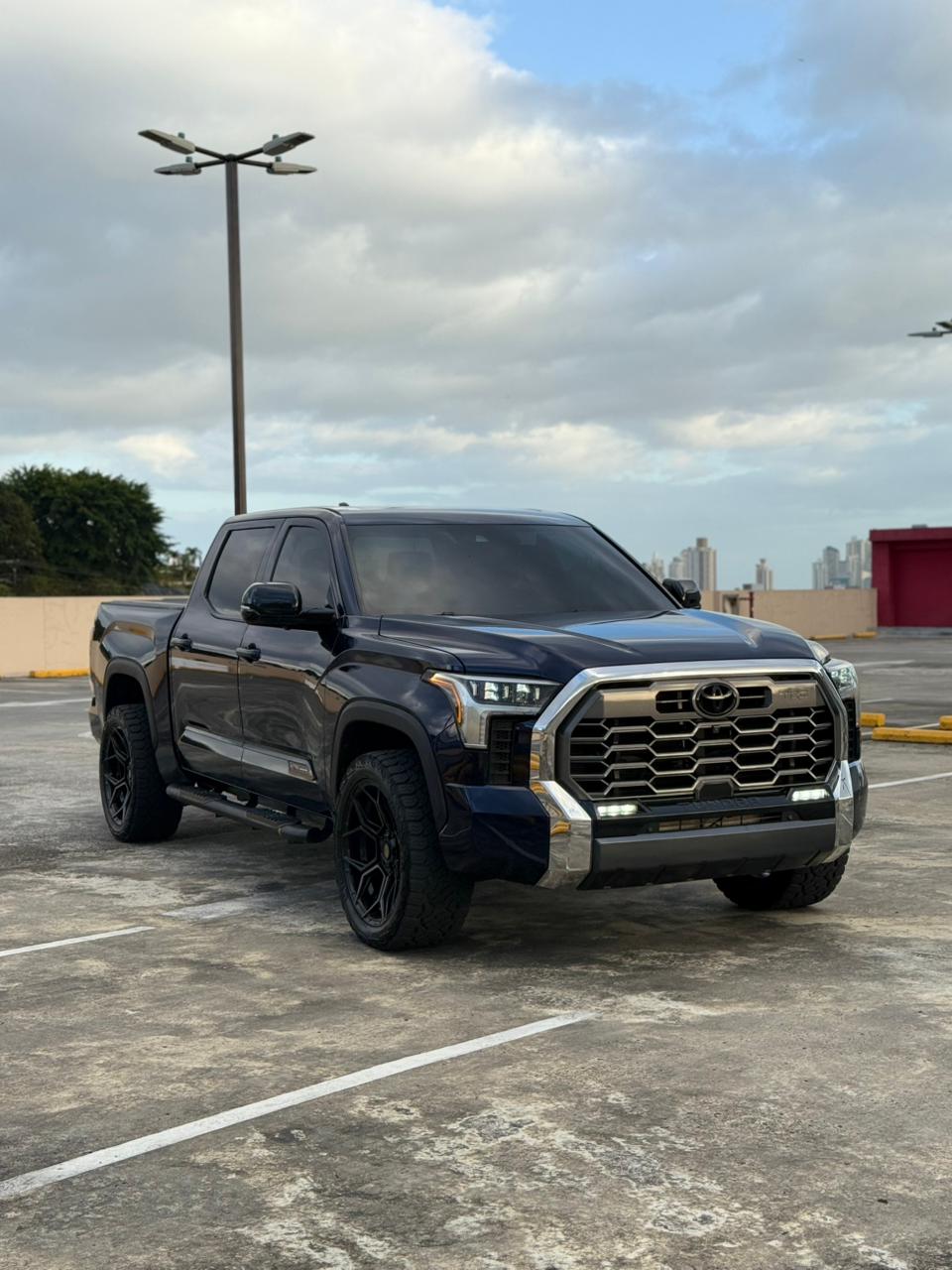 Toyota Tundra