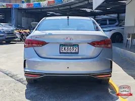 Preview imagenes del auto