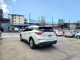 Preview imagenes del auto
