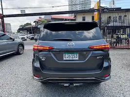Preview imagenes del auto