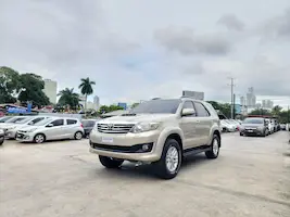 Preview imagenes del auto
