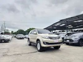 Preview imagenes del auto