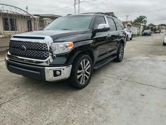Toyota Sequoia