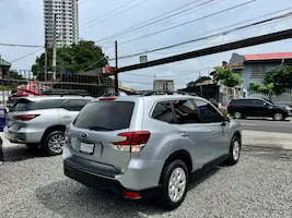 Preview imagenes del auto