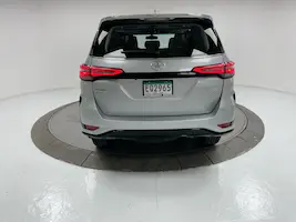 Preview imagenes del auto