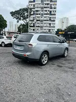 Preview imagenes del auto