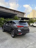 Preview imagenes del auto