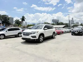 Preview imagenes del auto