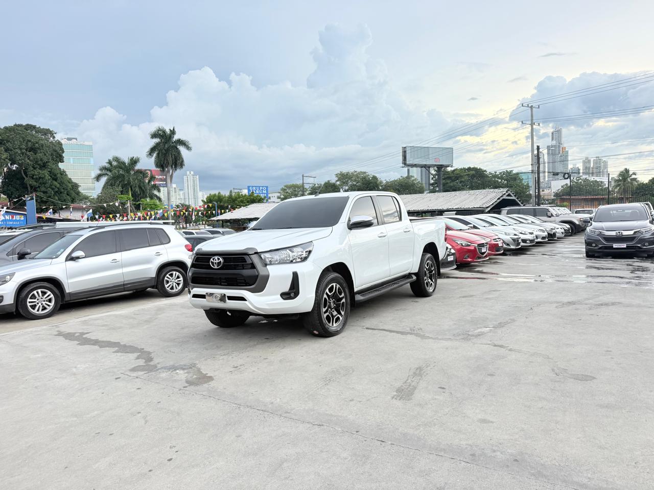 Toyota Hilux