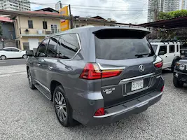 Preview imagenes del auto