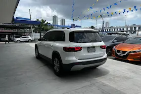 Preview imagenes del auto