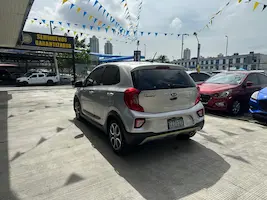 Preview imagenes del auto