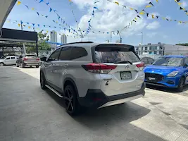 Preview imagenes del auto