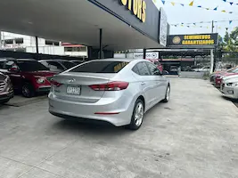 Preview imagenes del auto