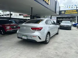 Preview imagenes del auto