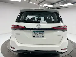Preview imagenes del auto