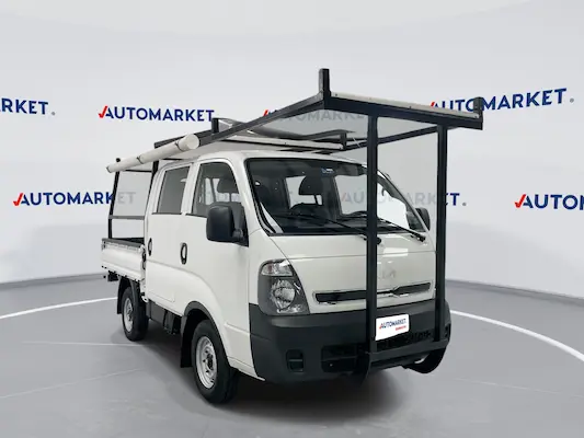 Kia K2700
