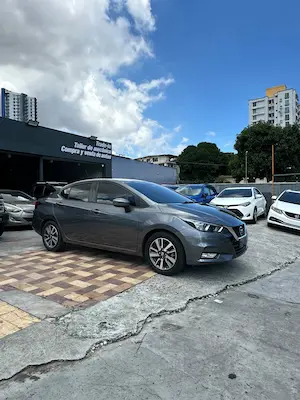 Nissan Versa