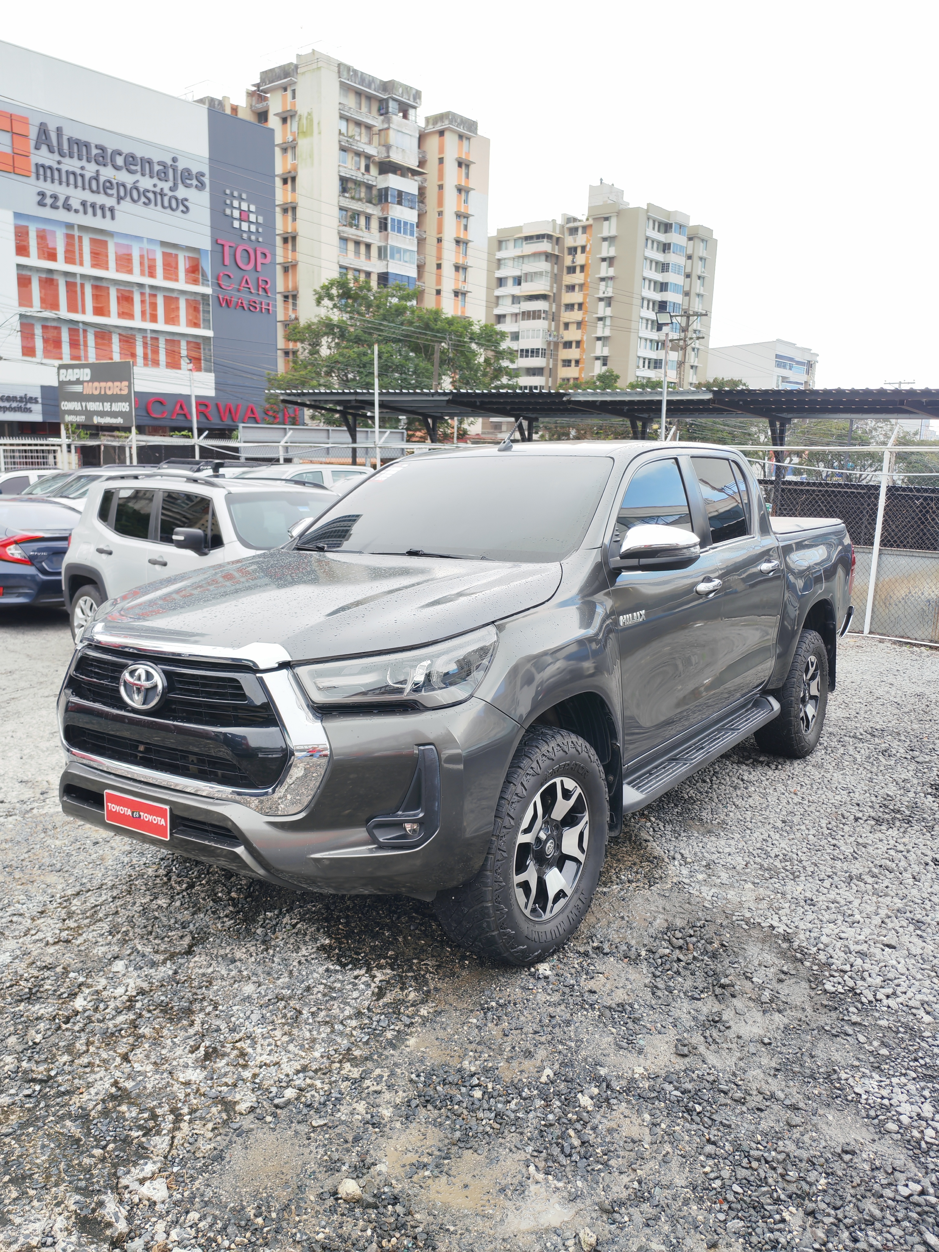 Toyota Hilux Doble Cabina